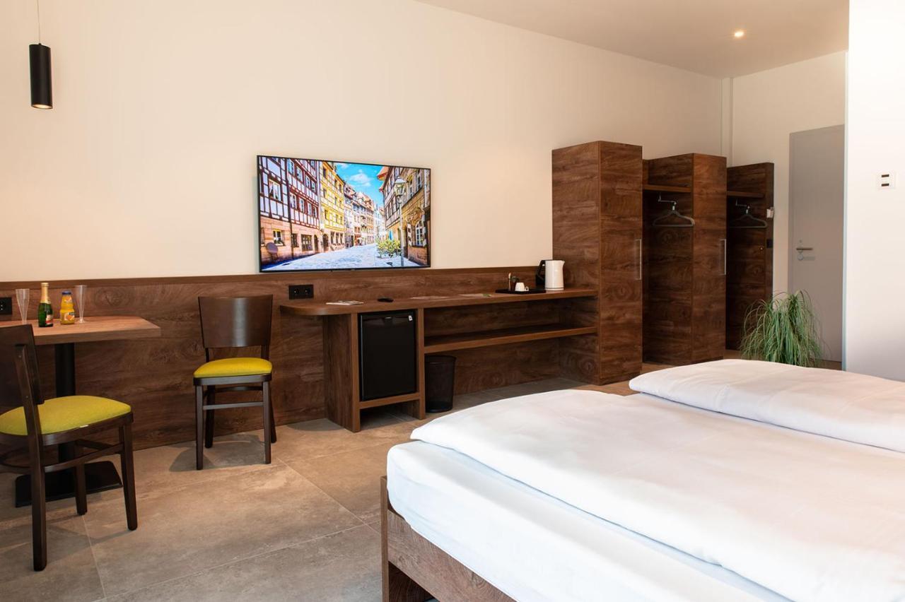 Hotel Gruene Elster Furth Bagian luar foto